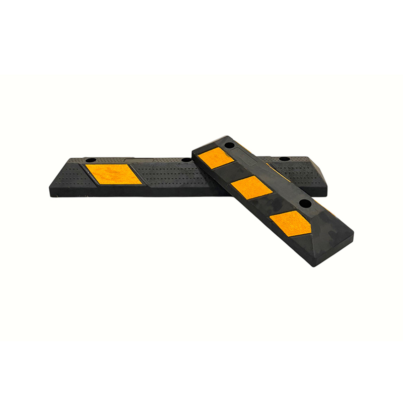 Verstärkte, kurze reflektierende Markierungsradanschläge aus Gummi