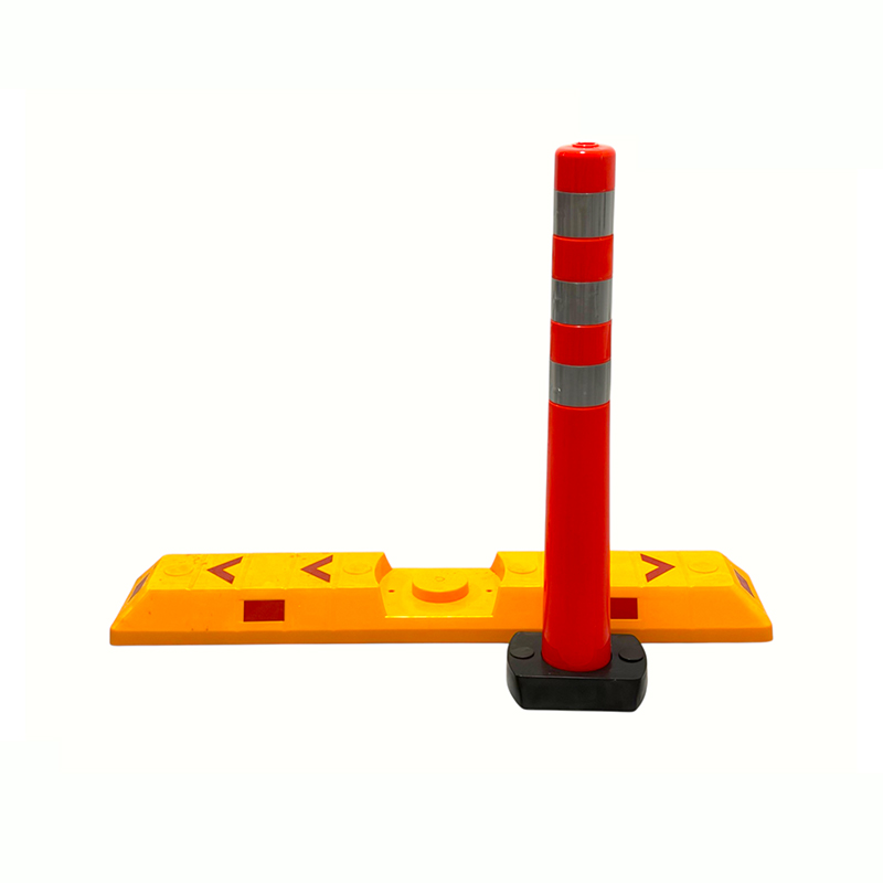 Modularer flexibler Leitpfosten mit Fahrbahntrennungsbordstein