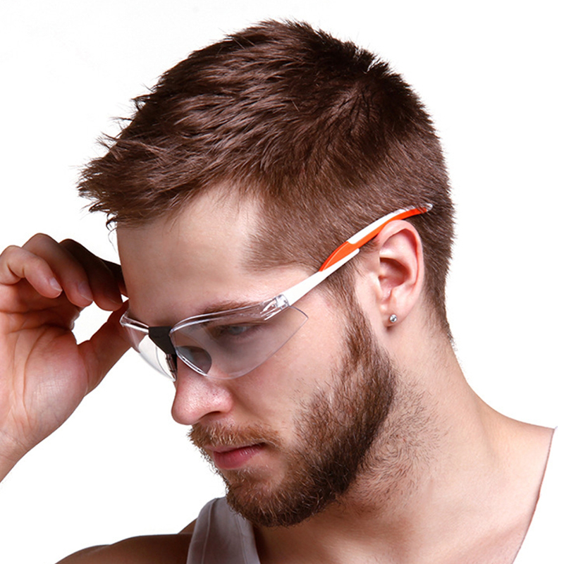 Sportliche, flügelverlängernde Antibeschlag-Schutzbrille