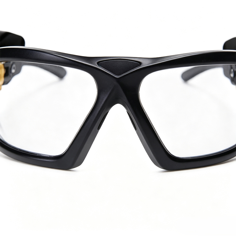 LED-beleuchtete Schutzbrille mit UV-Schutz