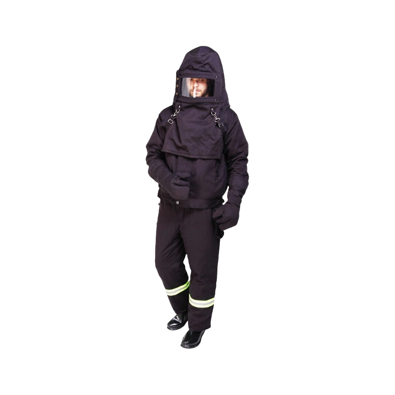 Flammhemmende, dampfbeständige Kleidung