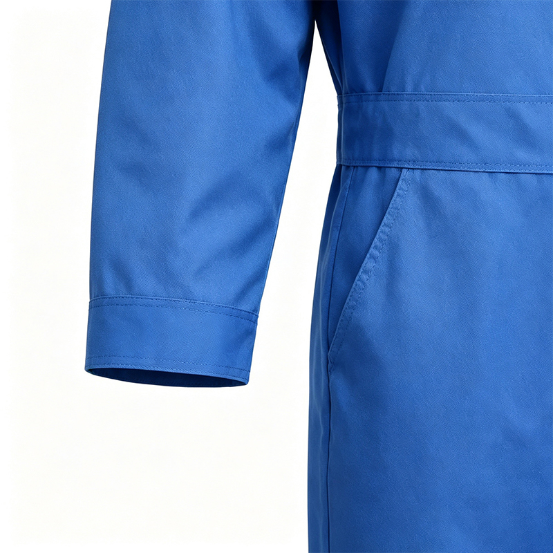 Sommerlicher atmungsaktiver Baumwolloverall